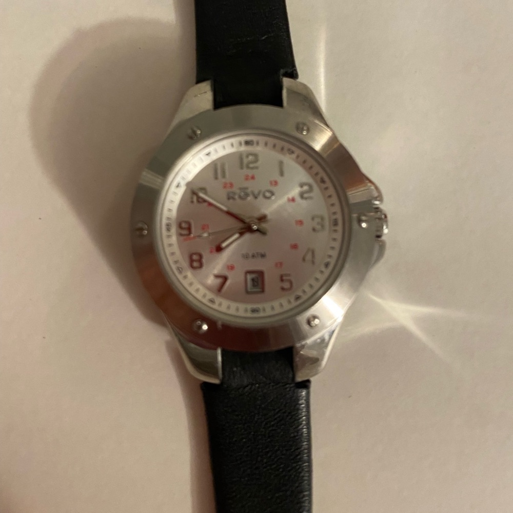 Revo Watch